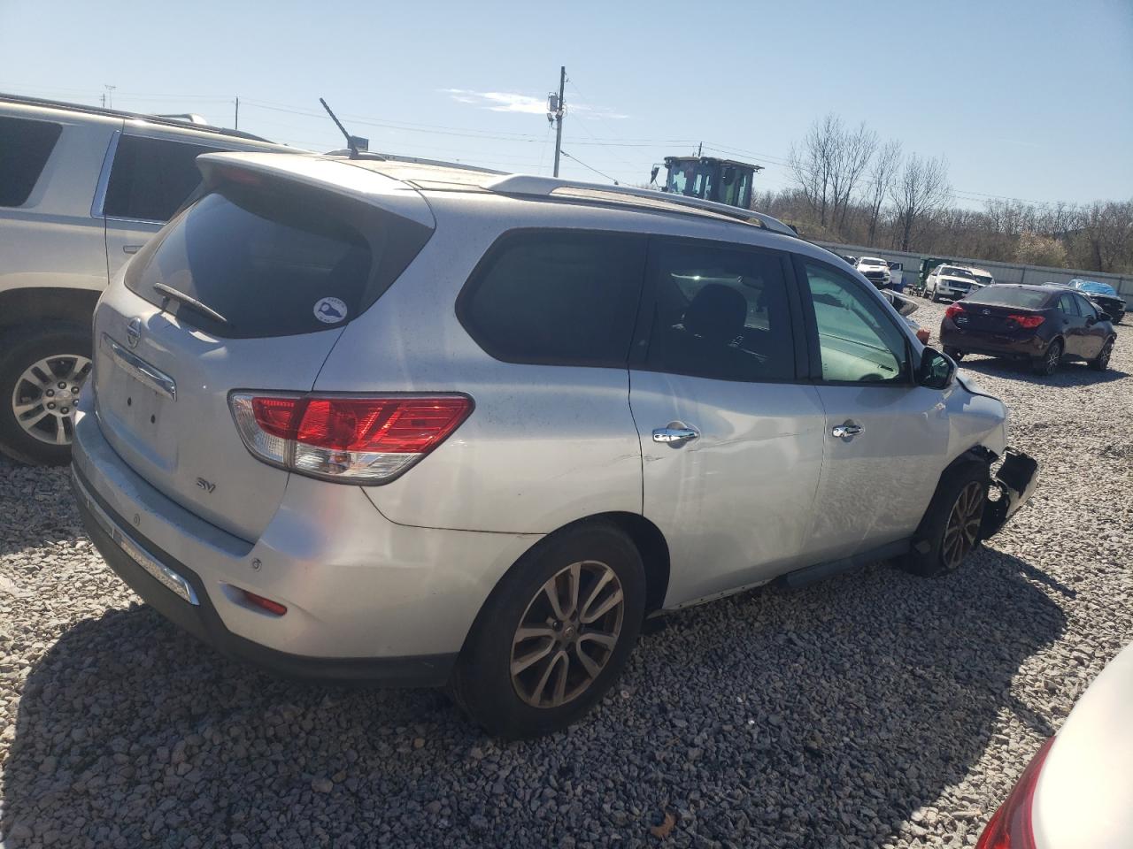 2015 Nissan Pathfinder VIN 5N1AR2MN6FC637280 Copart auction photo, front end damage thumbnail 3