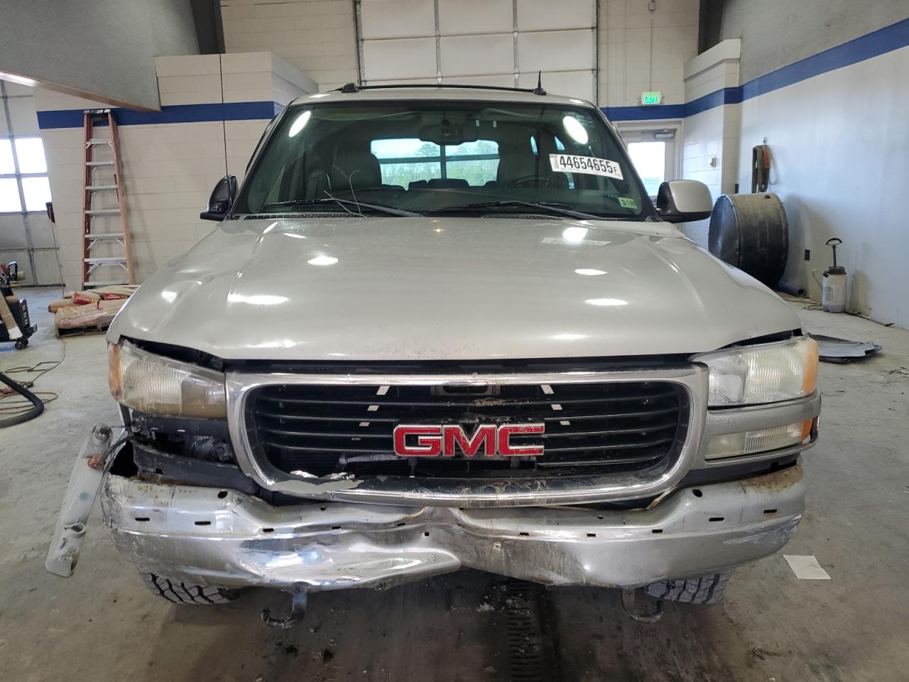 2004 GMC Yukon VIN 1GKEK13Z64J189869 Copart auction photo, front end damage thumbnail 5