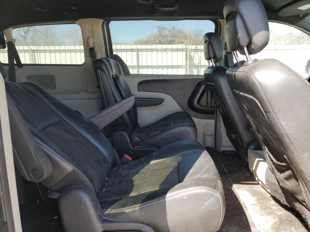 2019 Dodge Caravan VIN 2C4RDGCG9KR660821 Copart auction photo, front end damage thumbnail 11