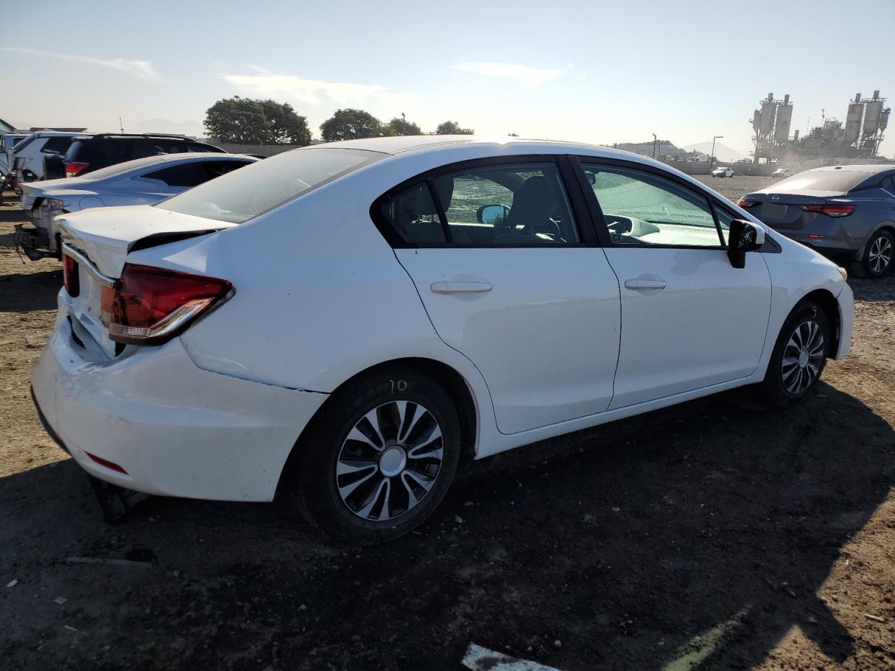 2015 Honda Civic VIN 19XFB2F57FE202949 Copart auction photo, rear end damage thumbnail 3