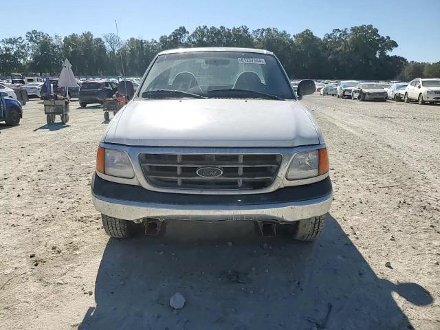 2004 Ford F-150 VIN 2FTRF17W24CA81216 Copart auction photo, rear end / minor dent/scratches damage thumbnail 11
