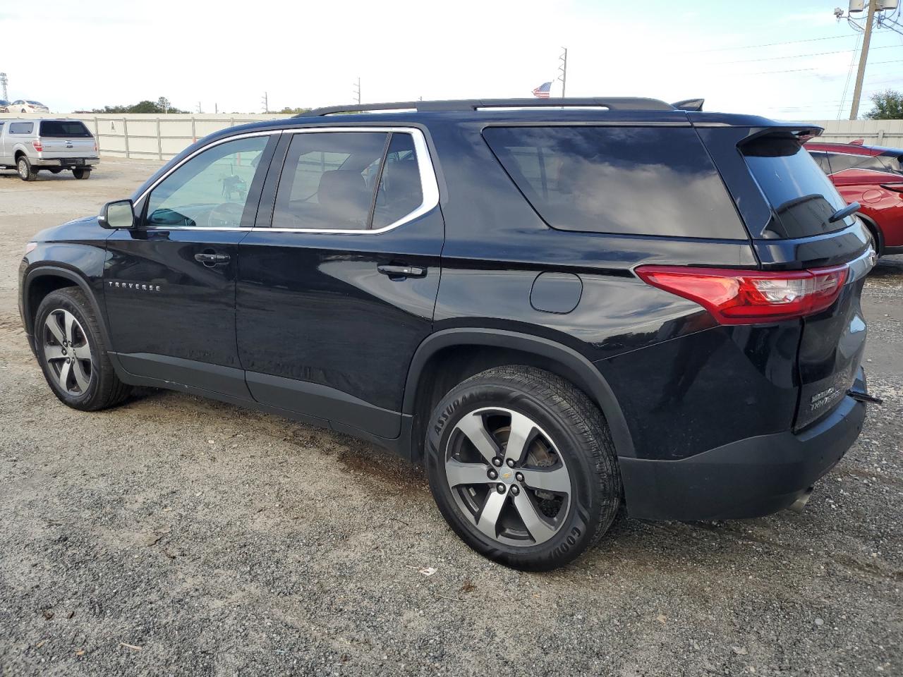 2021 Chevrolet Traverse VIN 1GNERHKWXMJ152984 Copart auction photo, rear end damage thumbnail 2