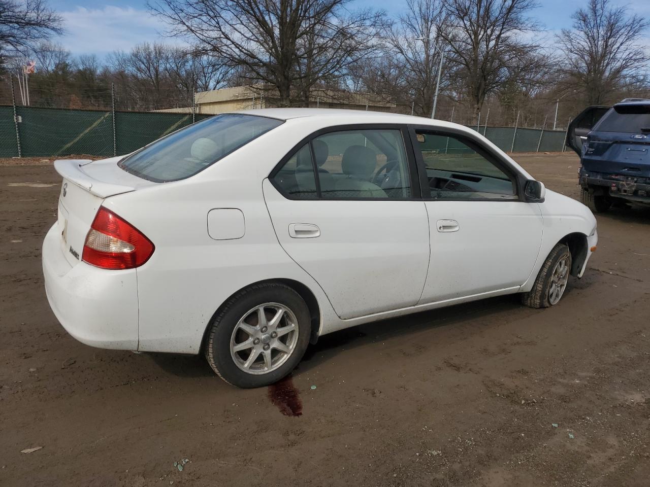 2001 Toyota Prius VIN JT2BK12U410002739 Copart auction photo, side / front end damage thumbnail 3