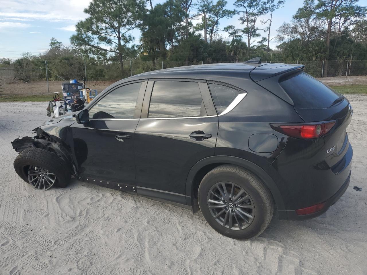 2021 Mazda CX-5 VIN JM3KFABM3M0367310 Copart auction photo, front end / undercarriage damage thumbnail 2