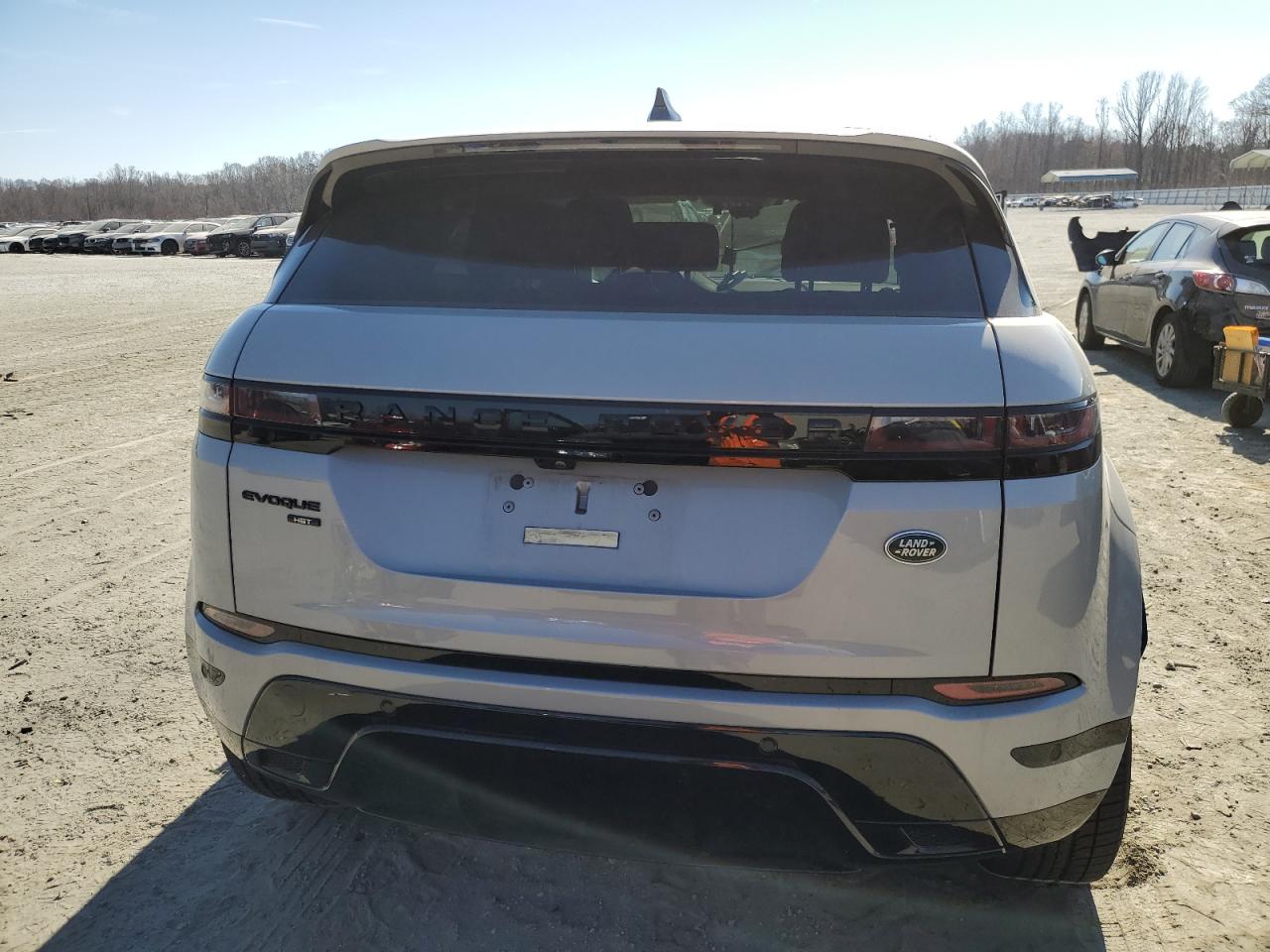 2023 Land Rover Range Rover VIN SALZW2GX0PH210963 Copart auction photo, front end damage thumbnail 6