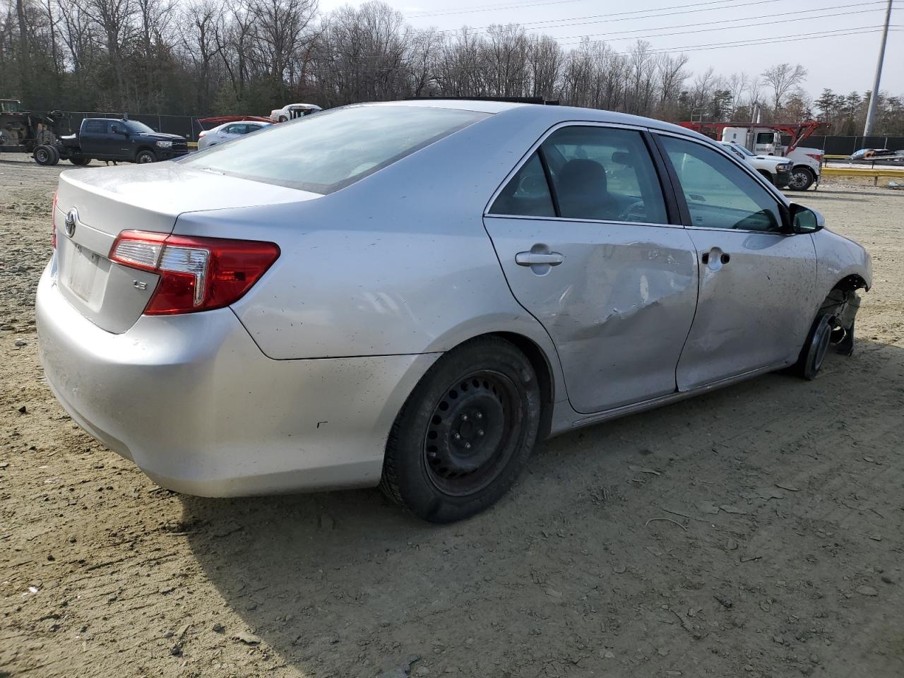 2012 Toyota Camry VIN 4T1BF1FK8CU022701 Copart auction photo, front end / side damage thumbnail 3