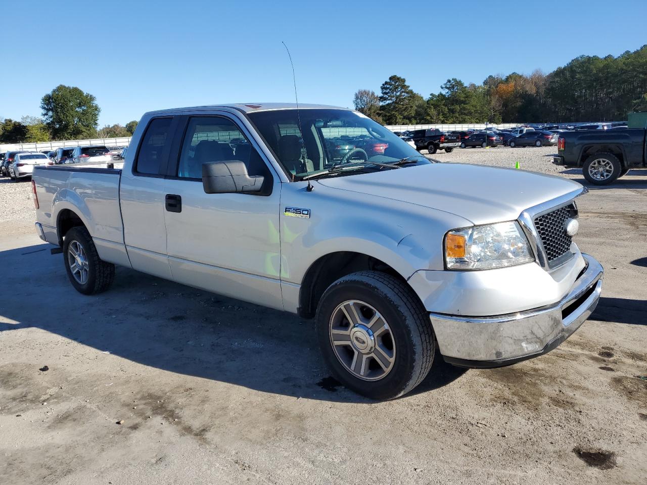 2008 Ford F-150 VIN 1FTRX12W28FB74896 Copart auction photo, front end / side damage thumbnail 4