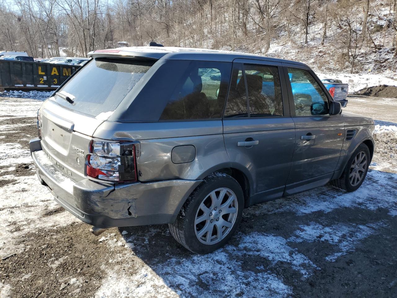 2008 Land Rover Range Rover VIN SALSK254X8A148195 Copart auction photo, rear end / minor dent/scratches damage thumbnail 3
