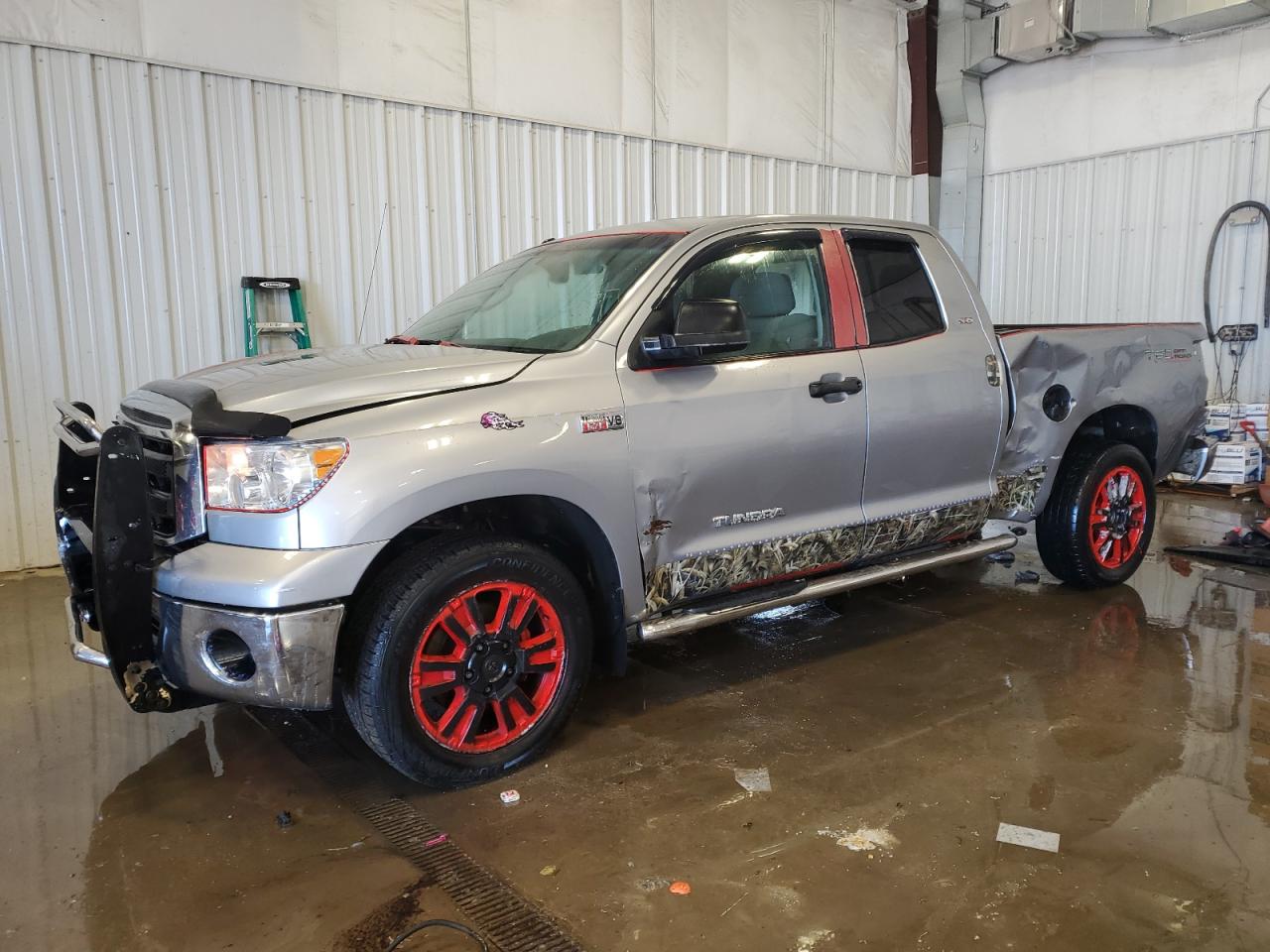 2010 Toyota Tundra VIN 5TFUW5F17AX111957