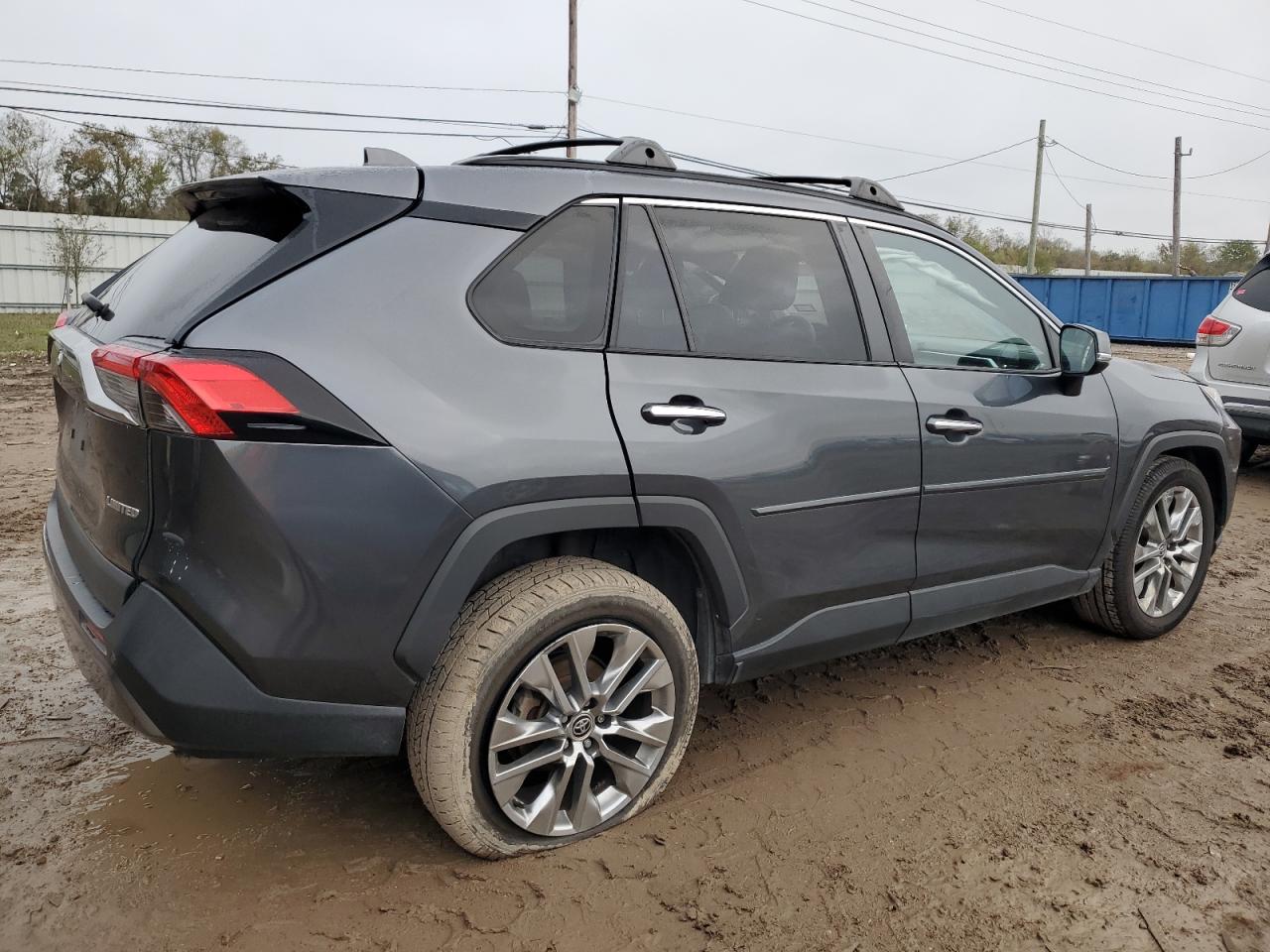 2021 Toyota RAV 4 VIN JTMY1RFV3MD063714 Copart auction photo, side / front end damage thumbnail 3