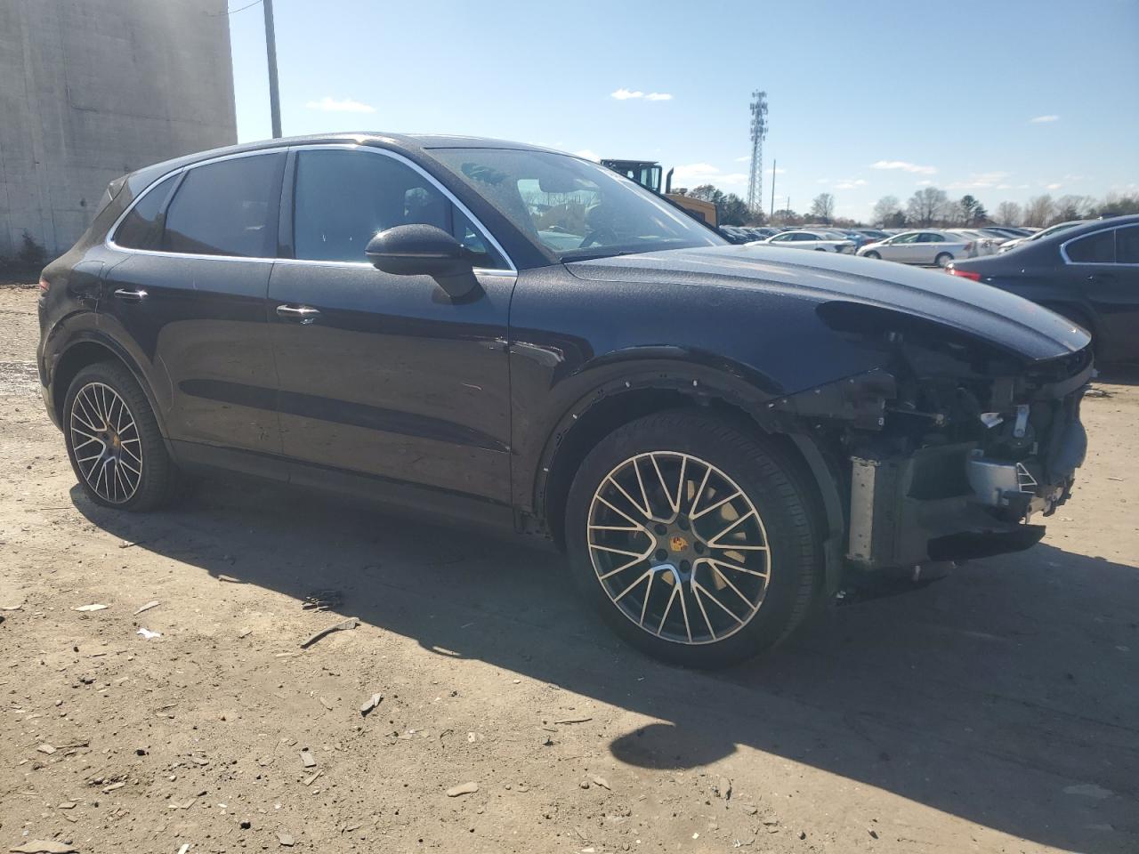 2019 Porsche Cayenne VIN WP1AA2AY9KDA04298 Copart auction photo, front end / minor dent/scratches damage thumbnail 4