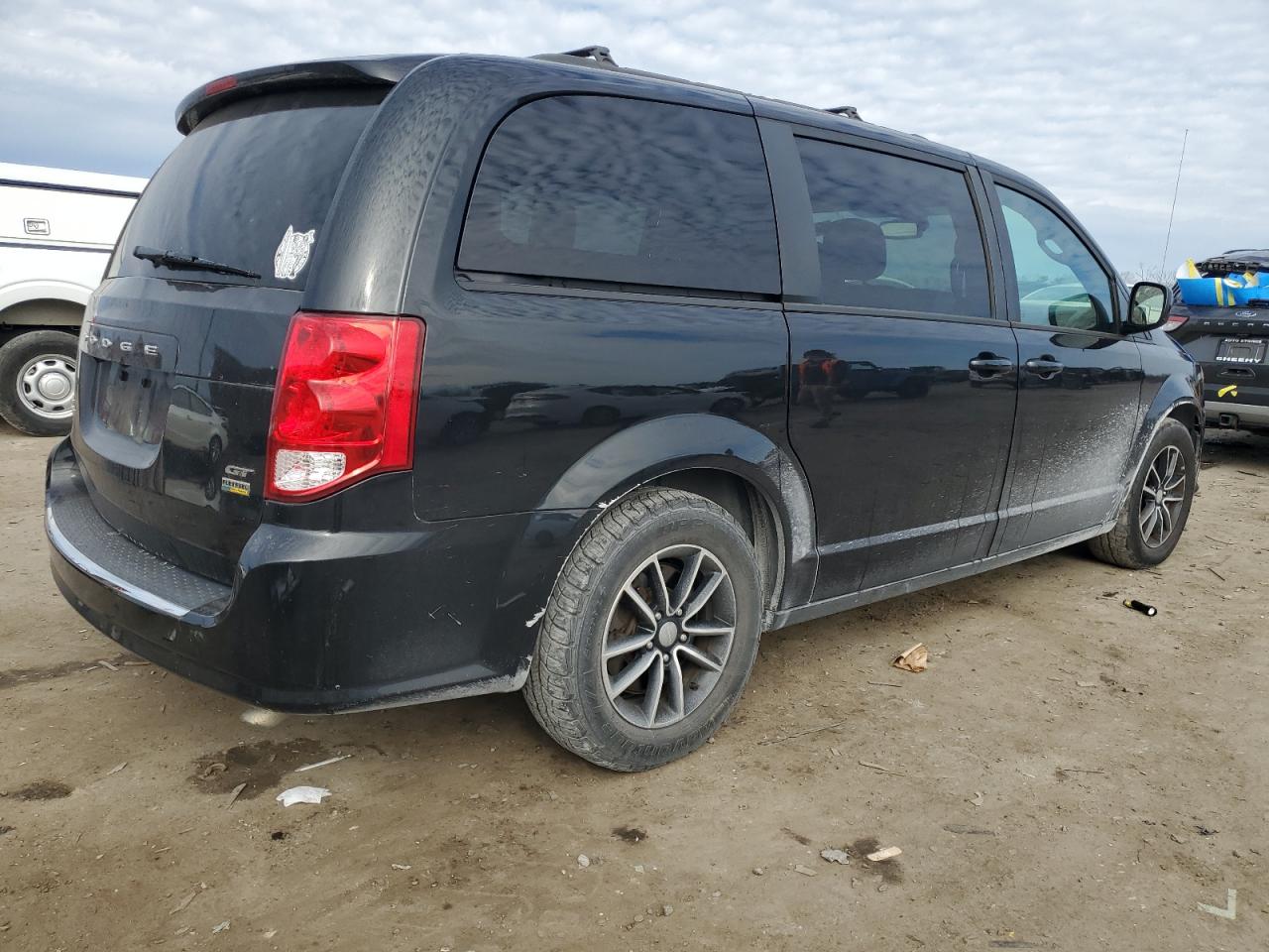 2018 Dodge Caravan VIN 2C4RDGEG7JR341316 Copart auction photo, side / minor dent/scratches damage thumbnail 3