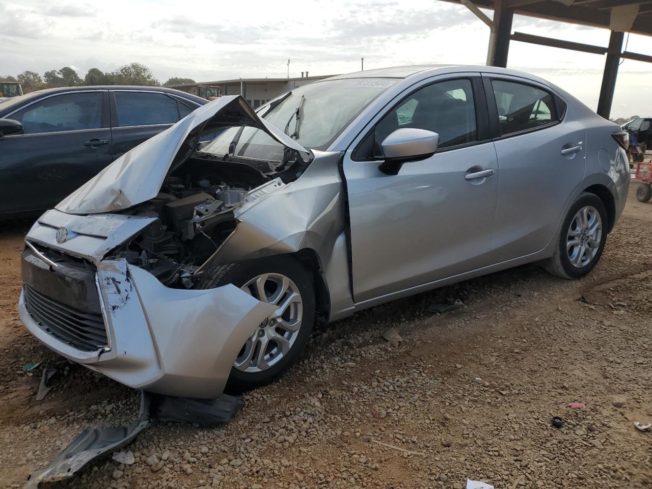 2017 Toyota Yaris VIN 3MYDLBYV4HY174760
