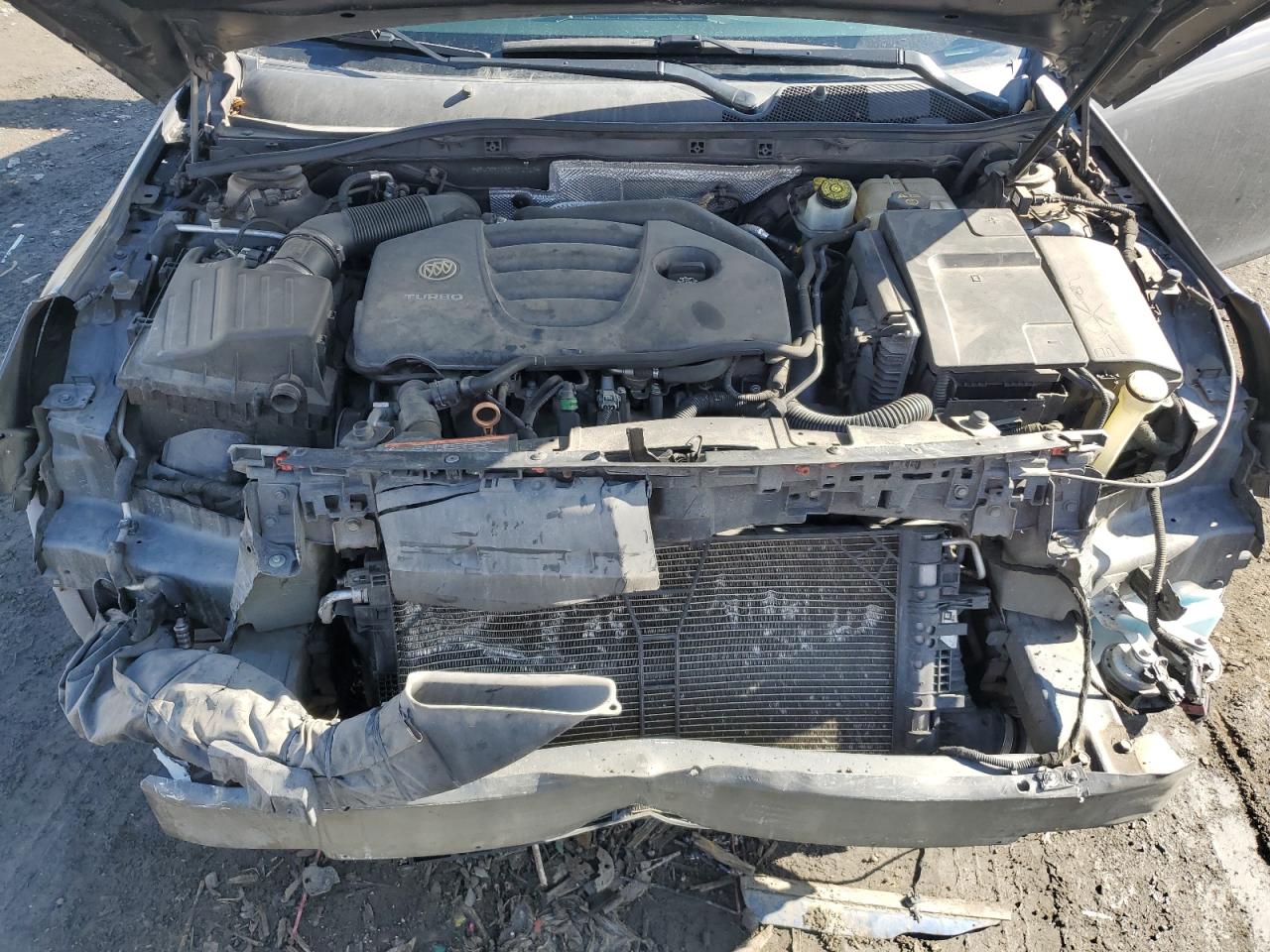 2011 Buick Regal VIN W04G05GV5B1112720 Copart auction photo, front end damage thumbnail 13