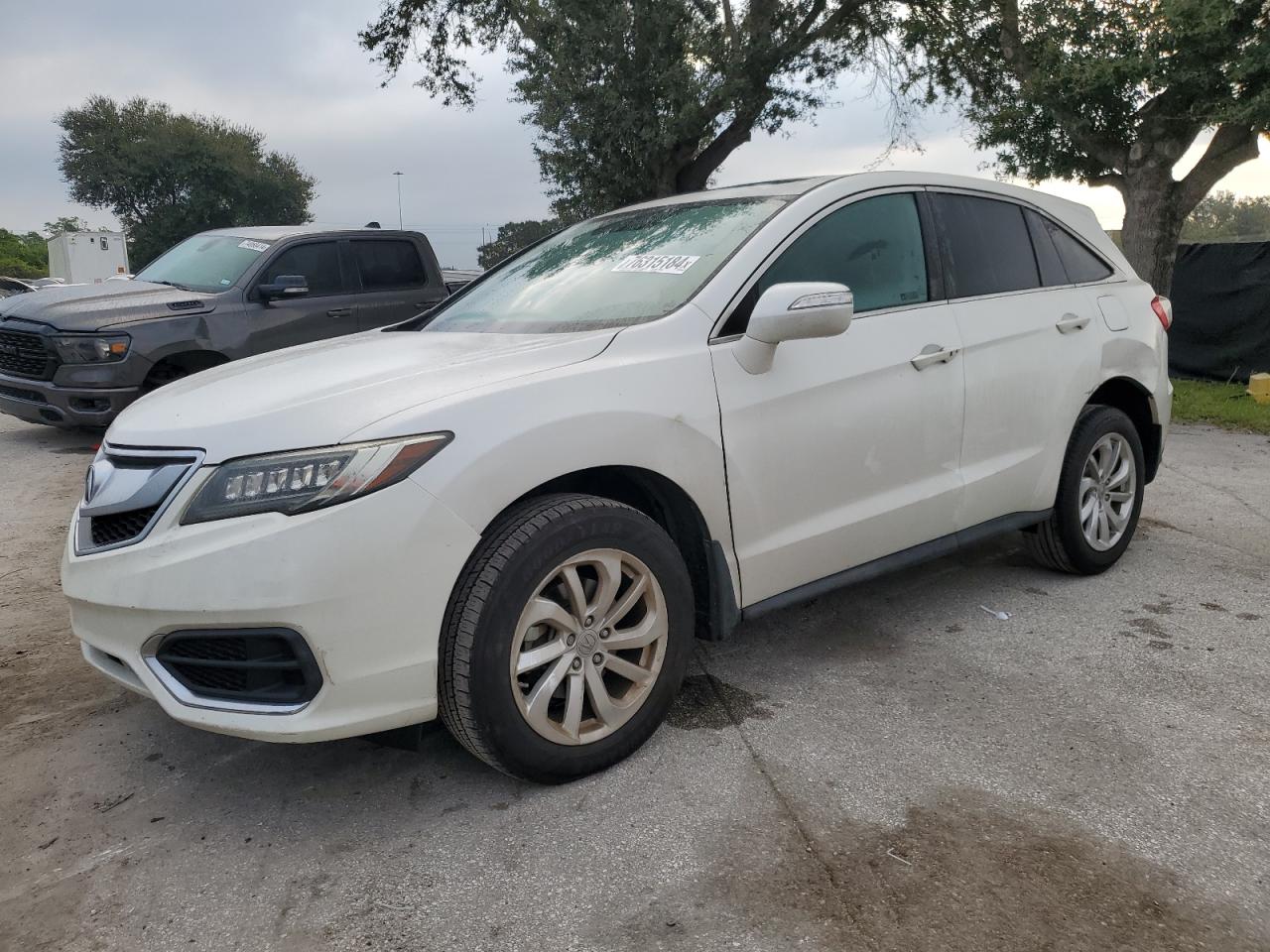 2017 Acura RDX VIN 5J8TB3H31HL005159