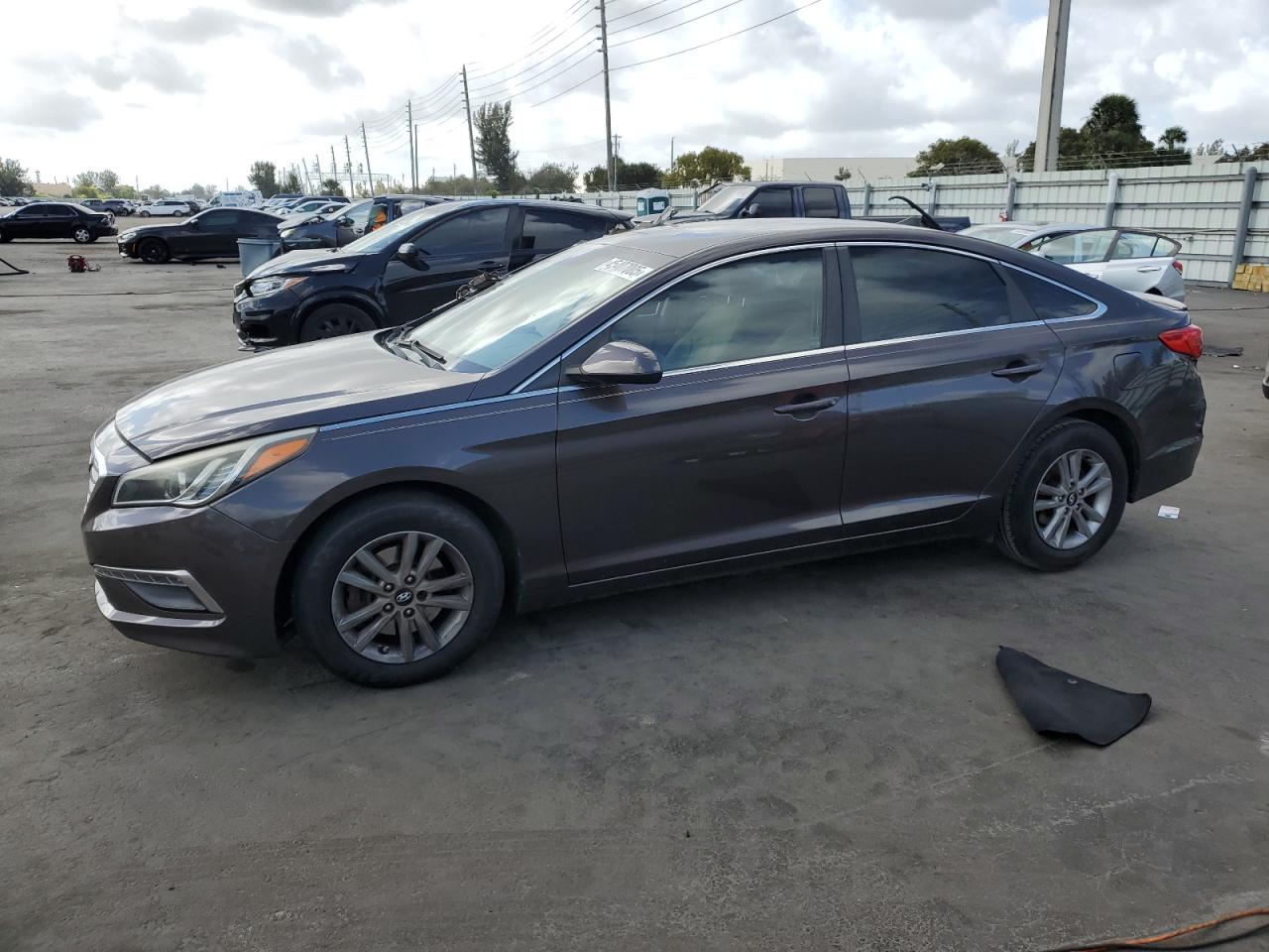 2015 Hyundai Sonata VIN 5NPE24AF2FH205468
