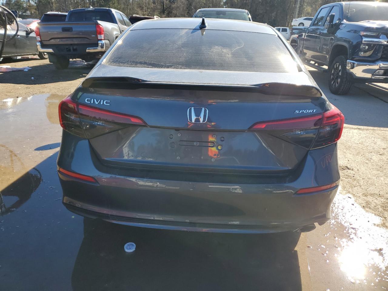 2022 Honda Civic VIN 2HGFE2F56NH565609 Copart auction photo, all over damage thumbnail 6