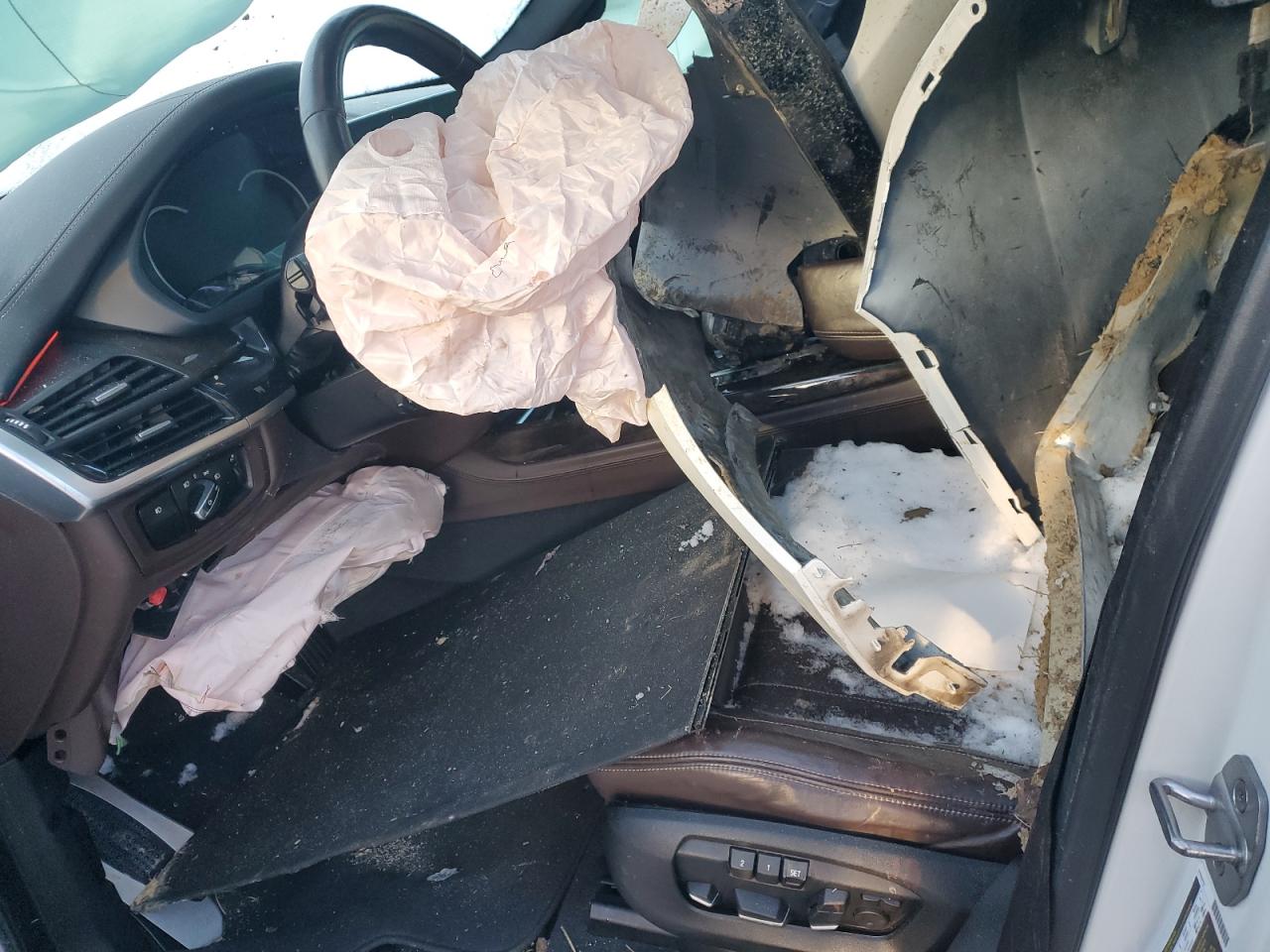 2018 BMW X5 VIN 5UXKR6C56JL069072 Copart auction photo, all over / rollover damage thumbnail 7