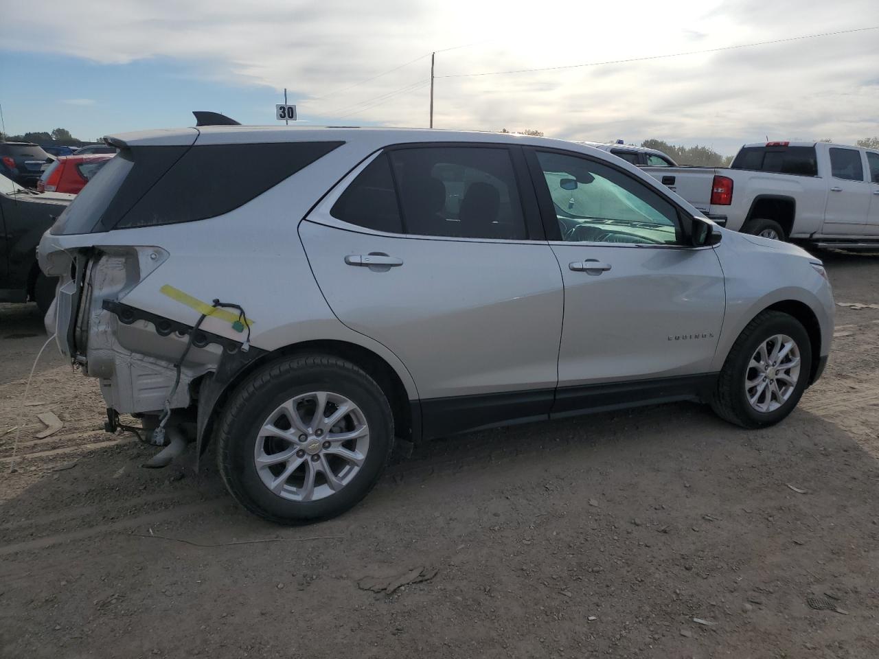 2019 Chevrolet Equinox VIN 3GNAXJEV0KS657006 Copart auction photo, rear end / minor dent/scratches damage thumbnail 3