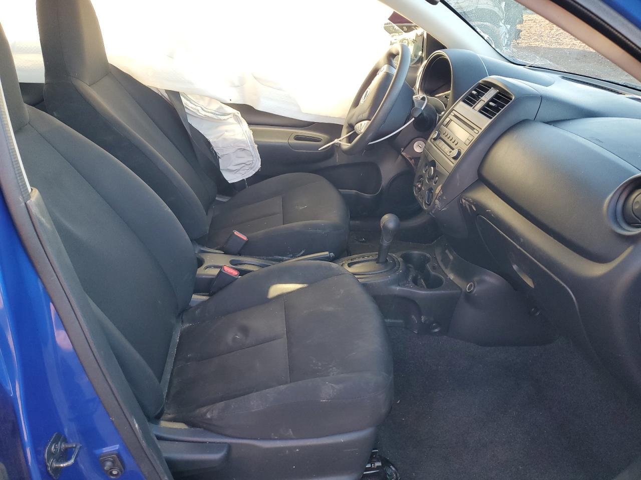 2017 Nissan Versa VIN 3N1CN7AP2HL820620 Copart auction photo, side / front end damage thumbnail 7