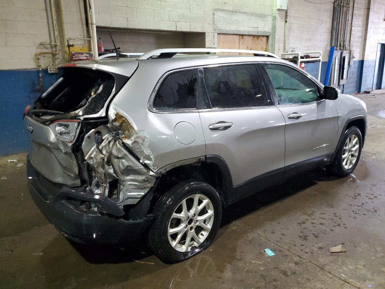 2016 Jeep Grand Cherokee VIN 1C4PJLCB8GW355788 Copart auction photo, rear end damage thumbnail 3