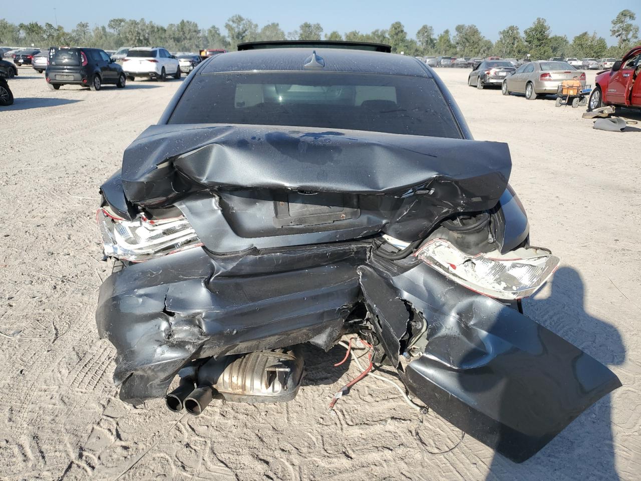 2013 BMW 1er VIN WBAUP7C52DVP24761 Copart auction photo, rear end damage thumbnail 6