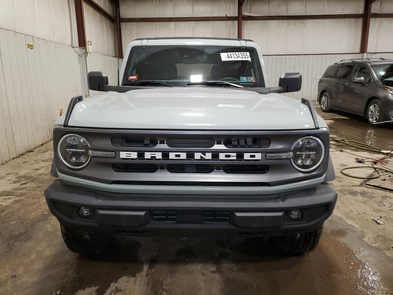 2022 Ford Bronco VIN 1FMDE5BHXNLA85627 Copart auction photo, side / rear end damage thumbnail 5
