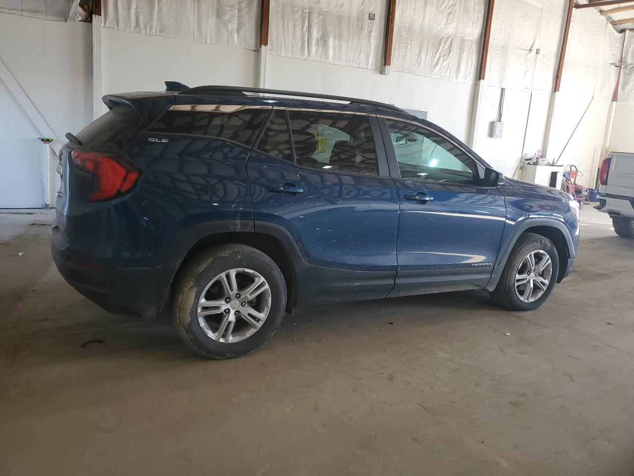 2021 GMC Terrain VIN 3GKALTEV5ML387420 Copart auction photo, side / front end damage thumbnail 3