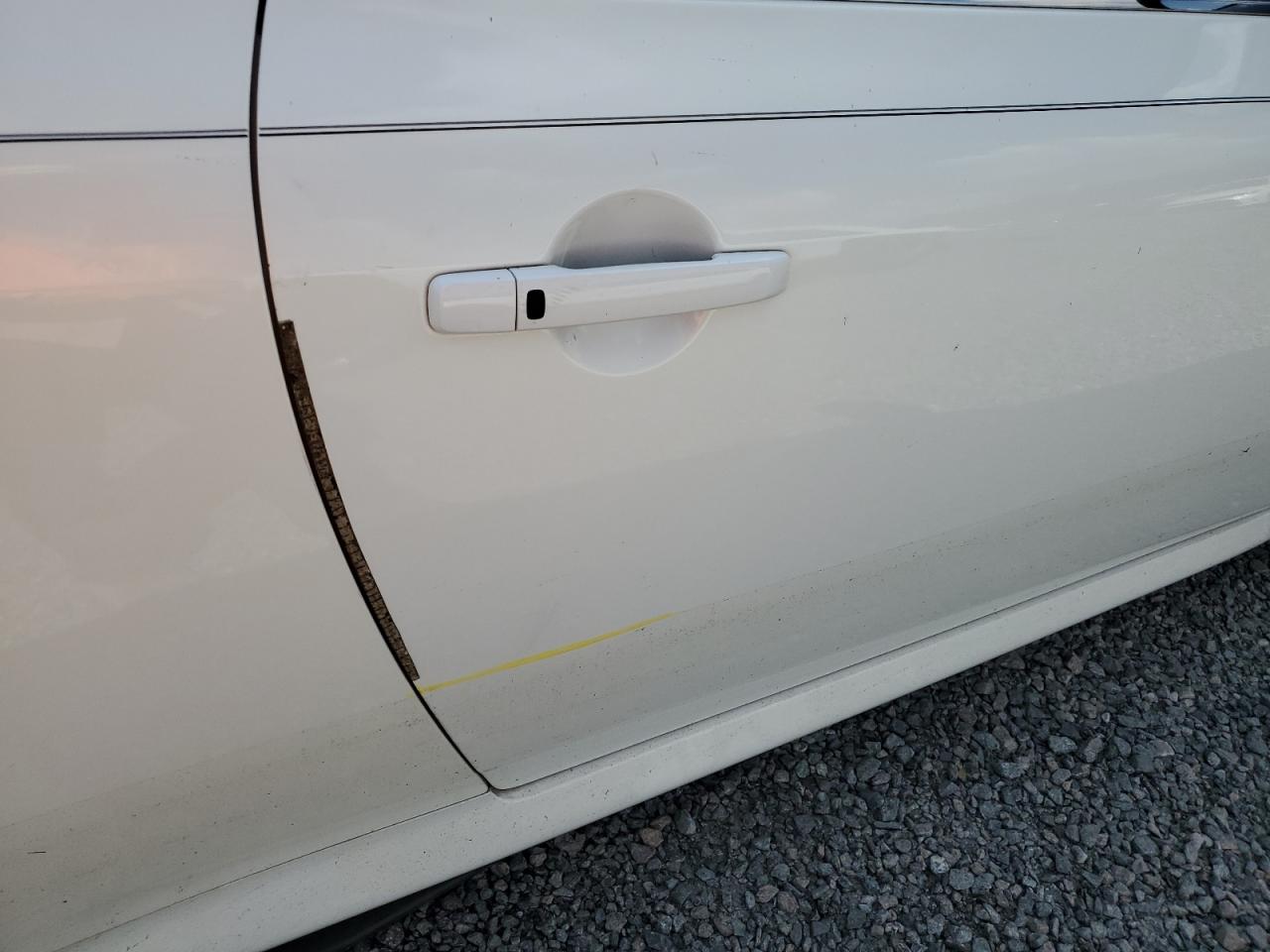 2010 Infiniti G VIN JN1CV6FE8AM352132 Copart auction photo, water/flood / minor dent/scratches damage thumbnail 12