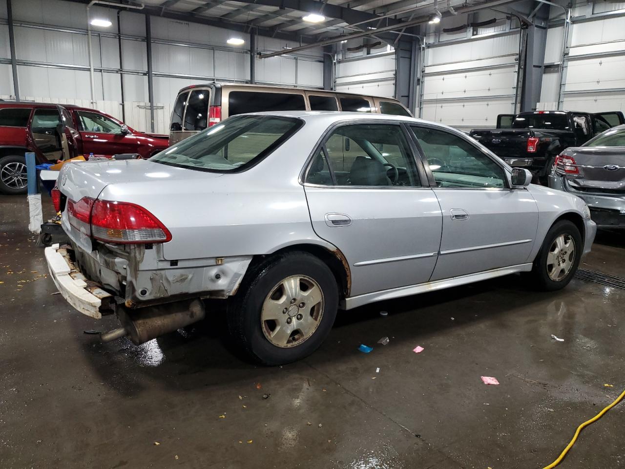 2002 Honda Accord VIN 1HGCG16552A077771 Copart auction photo, all over damage thumbnail 3