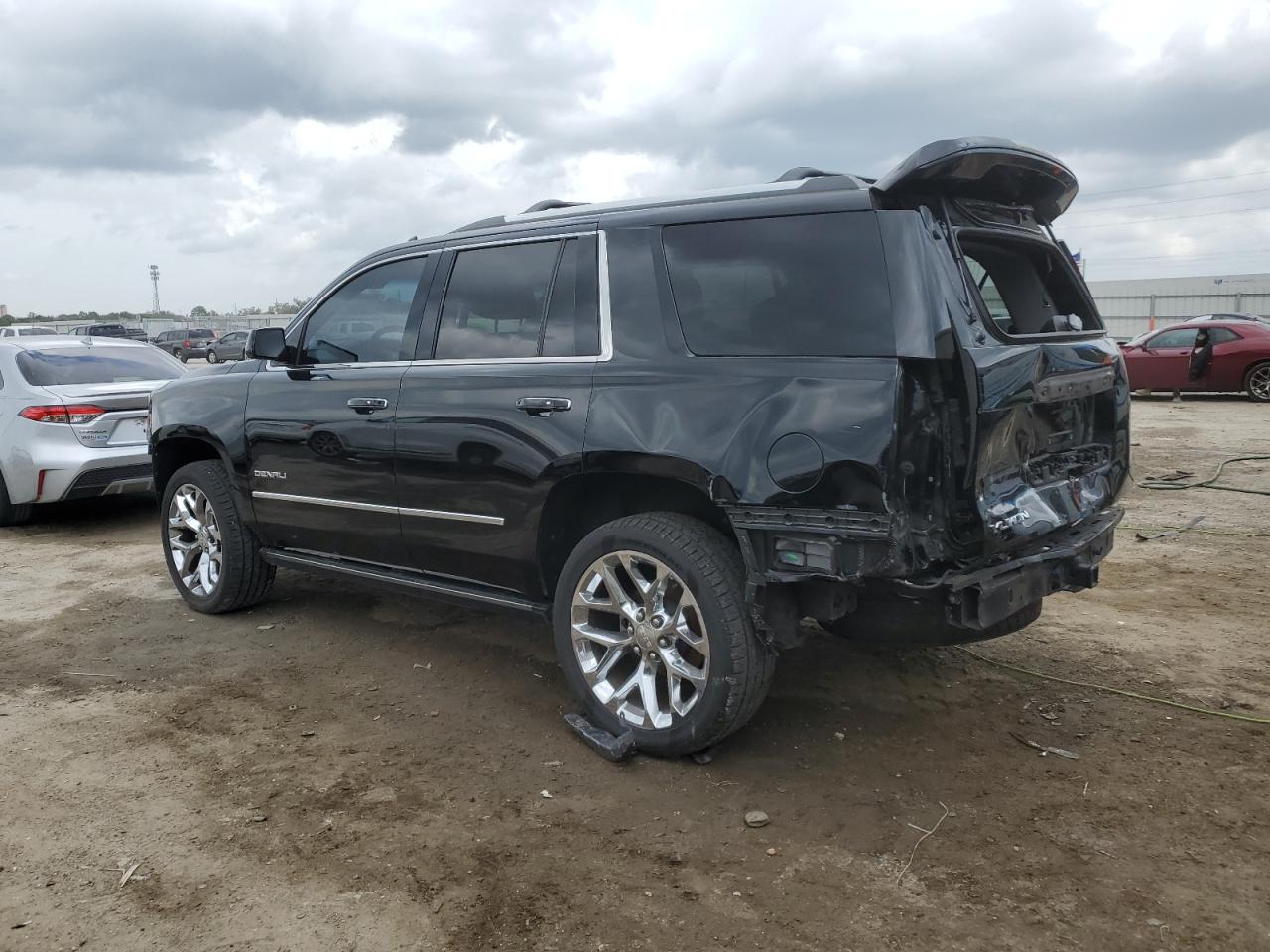 2016 GMC Yukon VIN 1GKS2CKJ4GR169247 Copart auction photo, rear end / front end damage thumbnail 2