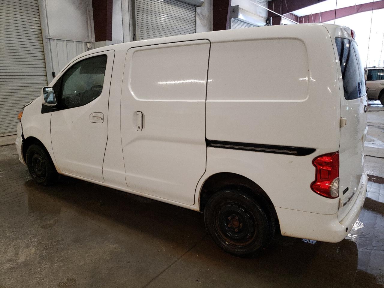 2015 Chevrolet Express VIN 3N63M0ZN6FK723365 Copart auction photo, front end / side damage thumbnail 2