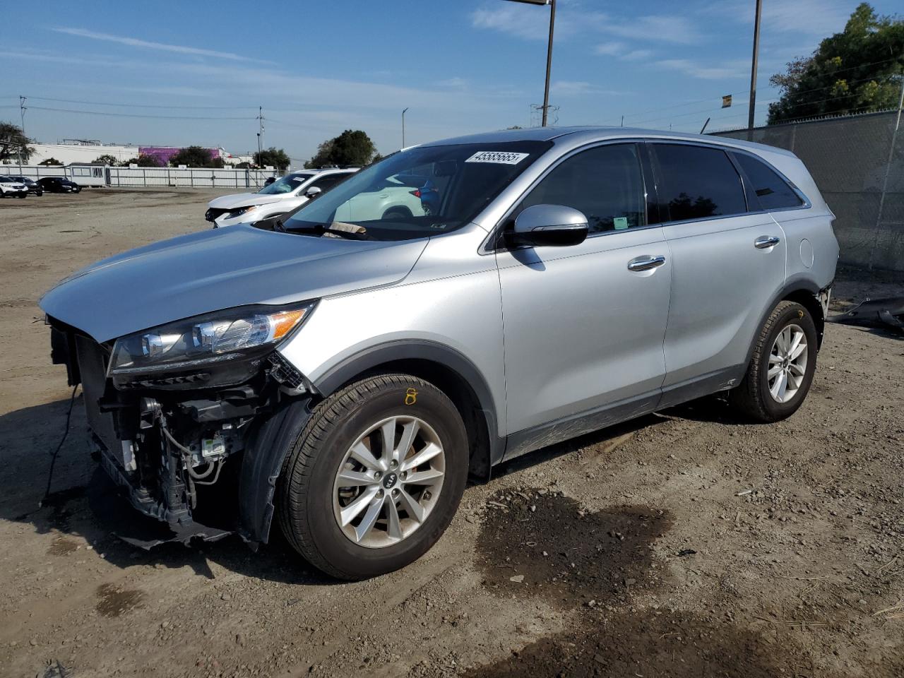 2019 KIA Sorento VIN 5XYPG4A37KG586607