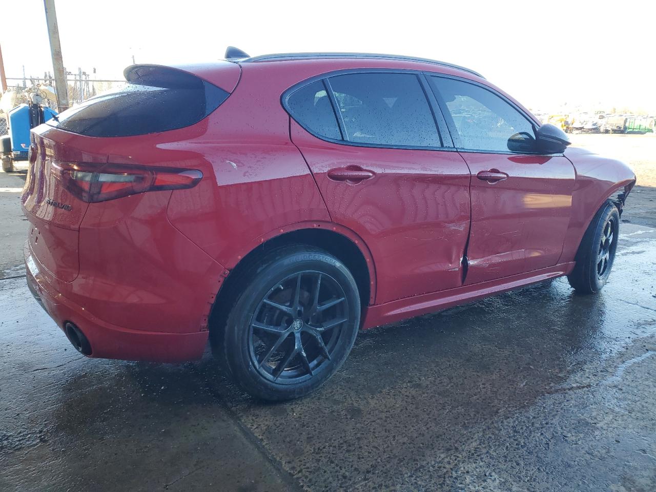 2020 Alfa Romeo Stelvio VIN ZASPAKBNXL7C97698 Copart auction photo, front end / side damage thumbnail 3