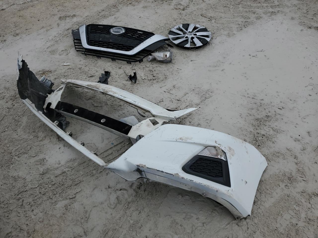 2019 Nissan Altima VIN 1N4BL4BV0KN308927 Copart auction photo, front end / rear end damage thumbnail 12