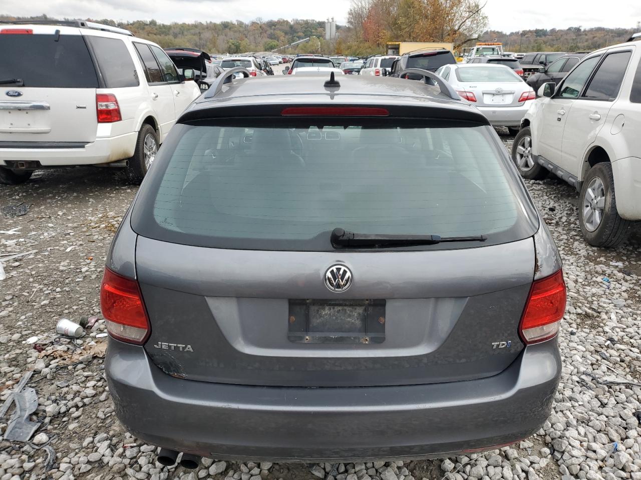 2010 Volkswagen Jetta VIN 3VWPL7AJ2AM654726 Copart auction photo, front end damage thumbnail 6