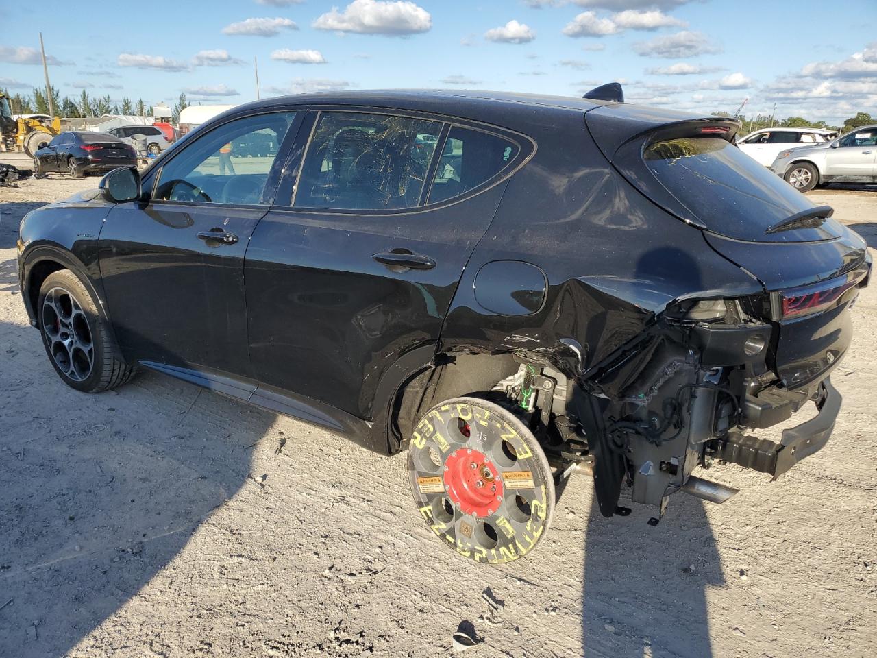 2024 Alfa Romeo Tonale VIN ZASPATDW8R3062127 Copart auction photo, rear end / minor dent/scratches damage thumbnail 2