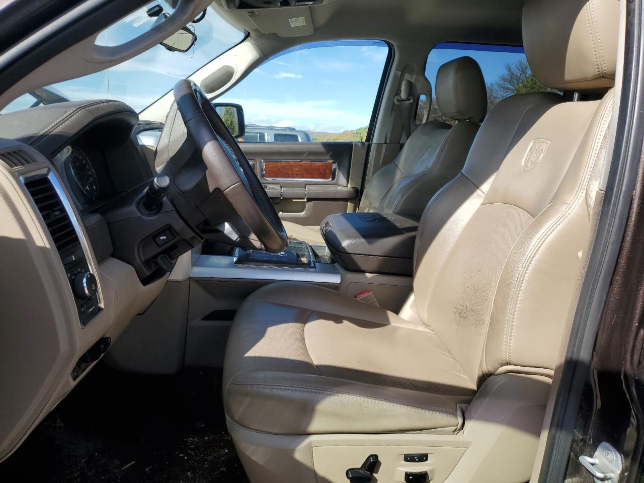 2011 Dodge RAM VIN 1D7RV1CT4BS578247 Copart auction photo, front end / minor dent/scratches damage thumbnail 7