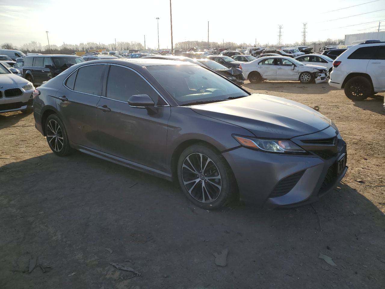 2018 Toyota Camry VIN 4T1B11HK4JU614878 Copart auction photo, front end damage thumbnail 4