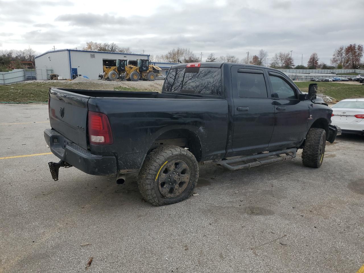 2014 RAM 2500 VIN 3C6UR5DL1EG213543 Copart auction photo, front end / side damage thumbnail 3