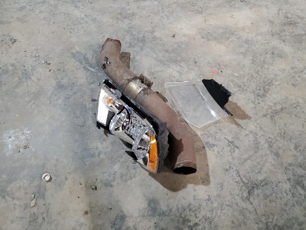 2012 Jeep Compass VIN 1C4NJDEB7CD590392 Copart auction photo, front end damage thumbnail 13