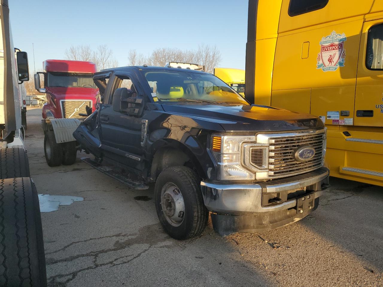 2021 Ford F350 VIN 1FT8W3DT2MEC03696 Copart auction photo, side damage thumbnail 4