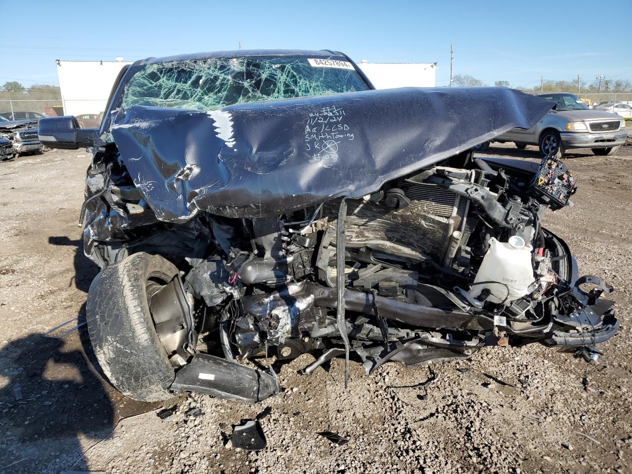 2020 RAM 1500 VIN 1C6RREFM0LN251037 Copart auction photo, front end / side damage thumbnail 5