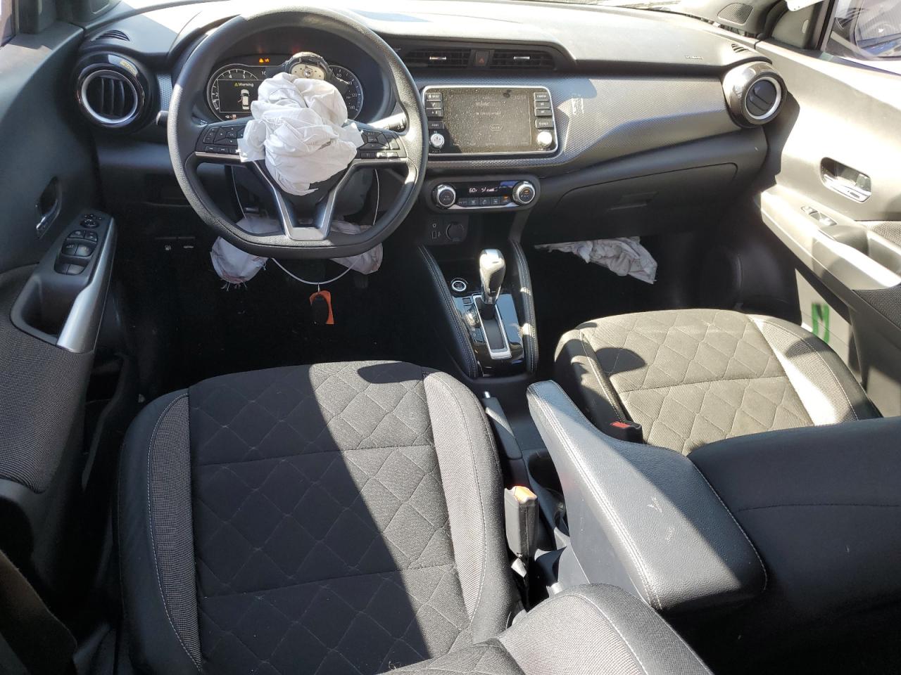 2020 Nissan Kicks VIN 3N1CP5CV4LL531466 Copart auction photo, front end damage thumbnail 8