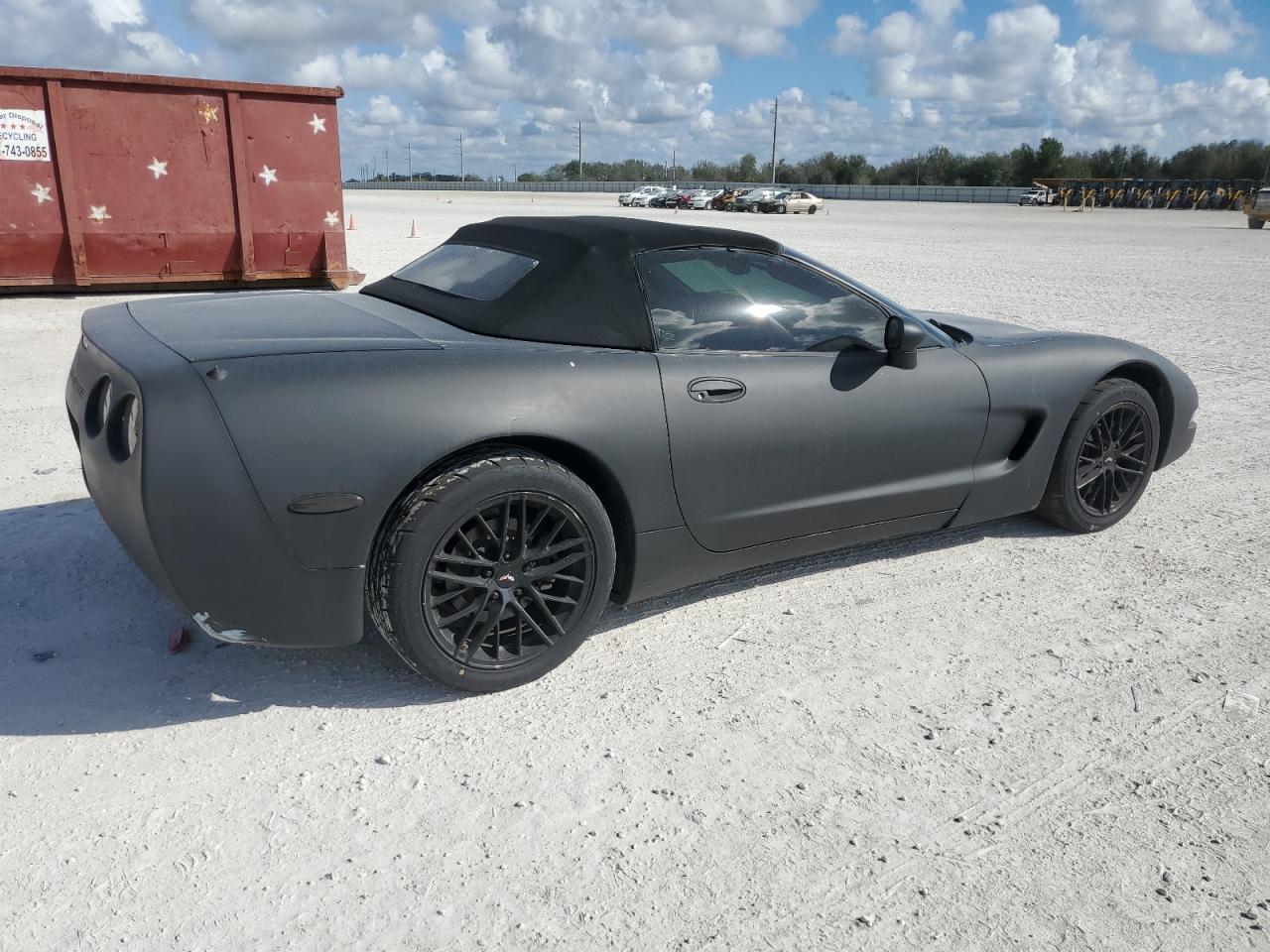 1998 Chevrolet Corvette VIN 1G1YY32GXW5105933 Copart auction photo, rear end / minor dent/scratches damage thumbnail 3