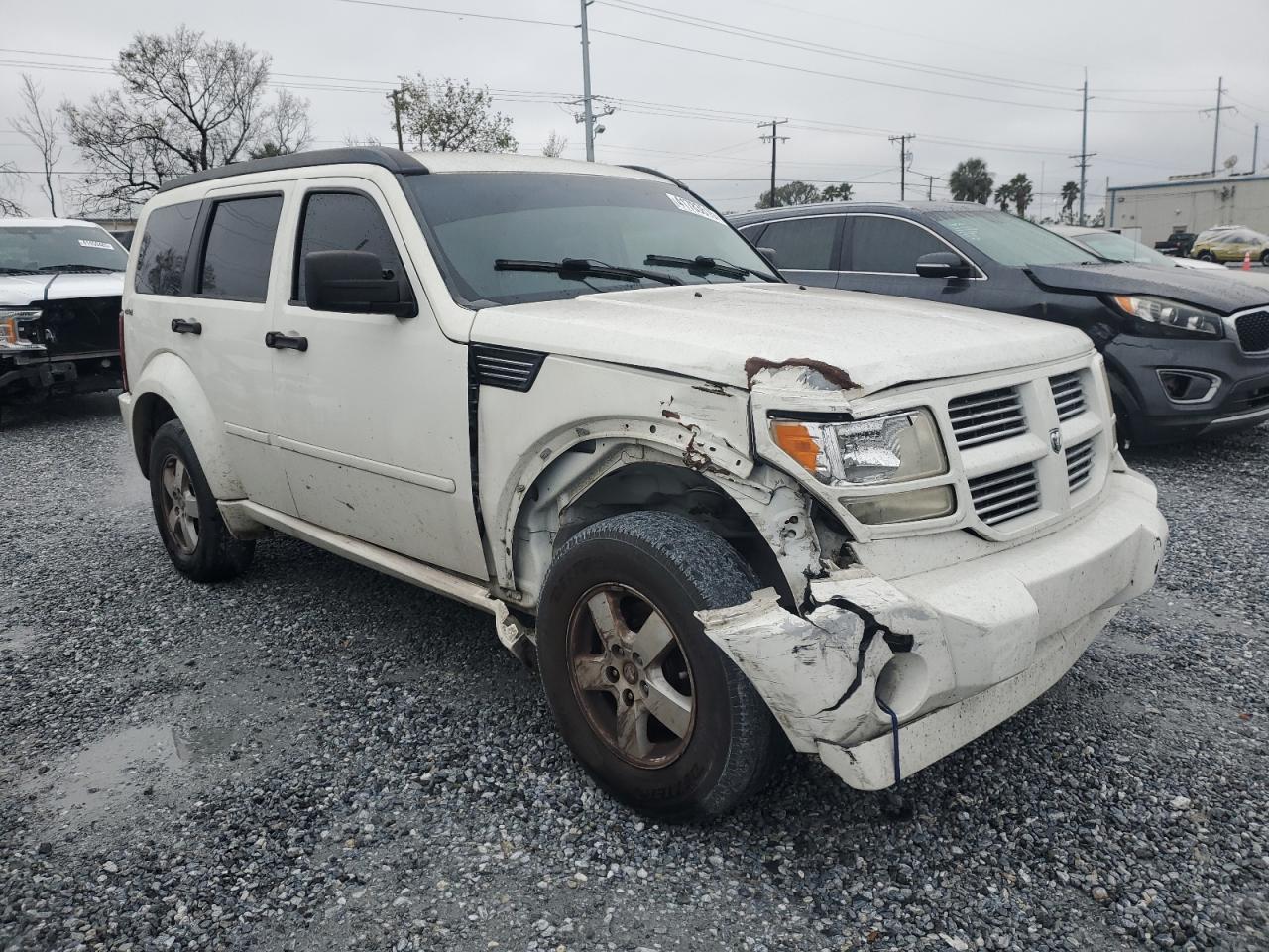 2010 Dodge Nitro VIN 1D4PU5GK4AW138794 Copart auction photo, front end damage thumbnail 4