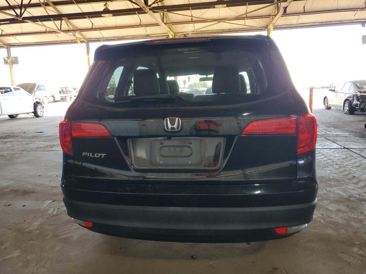 2016 Honda Pilot VIN 5FNYF5H31GB040239 Copart auction photo, front end / side damage thumbnail 6