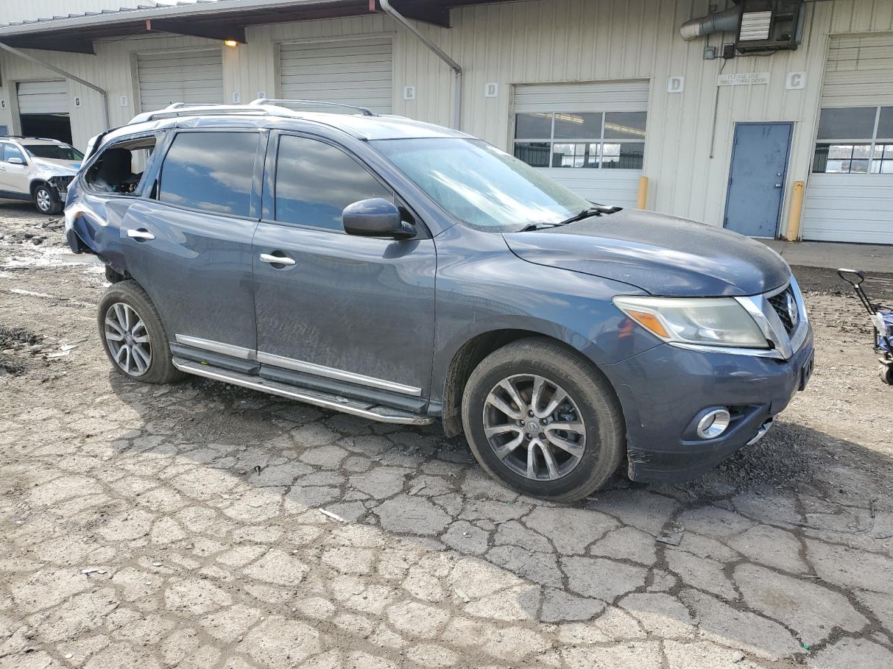 2013 Nissan Pathfinder VIN 5N1AR2MN7DC646177 Copart auction photo, rear end damage thumbnail 4