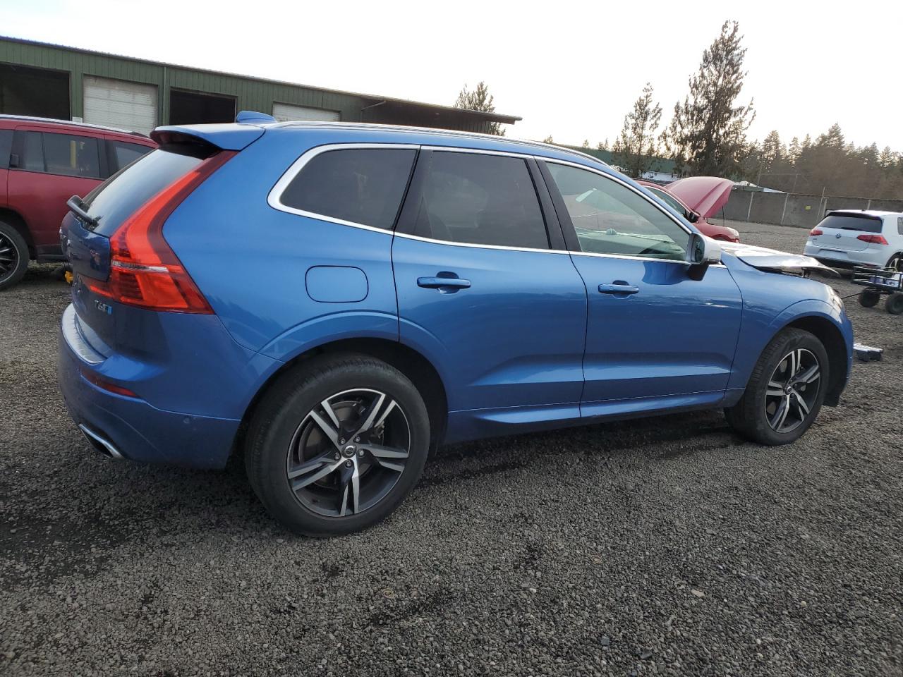 2018 Volvo XC60 VIN LYVA22RM7JB121290 Copart auction photo, front end damage thumbnail 3