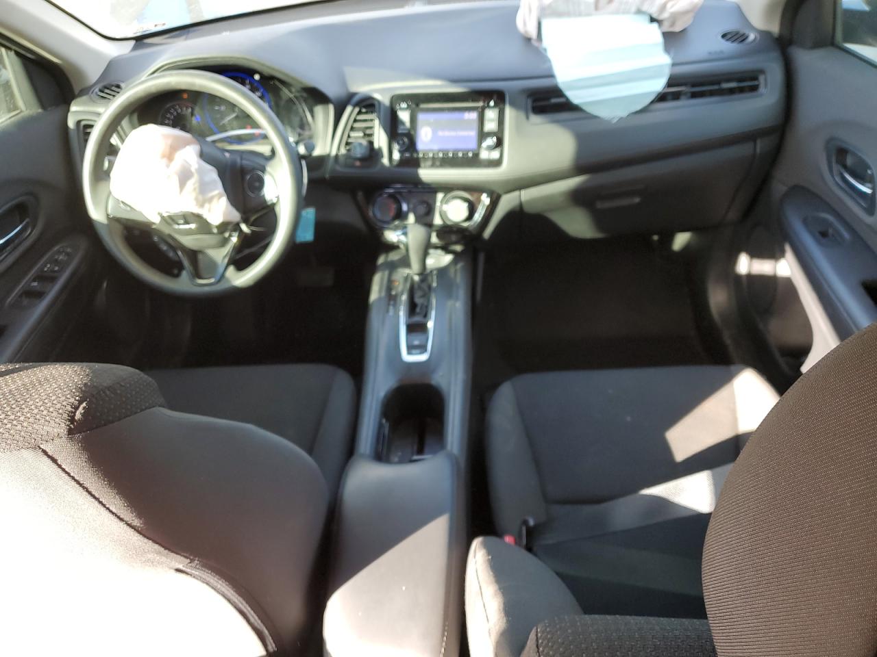 2022 Honda HR-V VIN 3CZRU5H35NM708878 Copart auction photo, front end / minor dent/scratches damage thumbnail 8